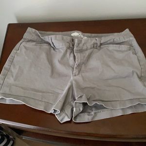 Old navy gray shorts